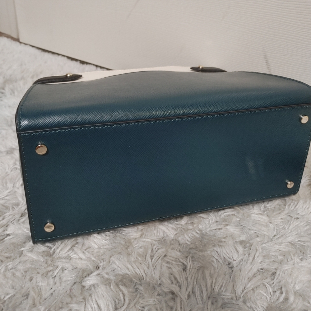 Kate Spade Staci Satchel with wallet - Picture 8 of 11